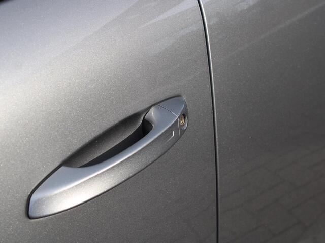 Peugeot 308 SW Allure 1.2 130PK PureTech Allure EAT8 Automaat Navigatie, Camera 360, Trekhaak afneembaar, Climate Control, Dodehoek detectie, Keyless Entry