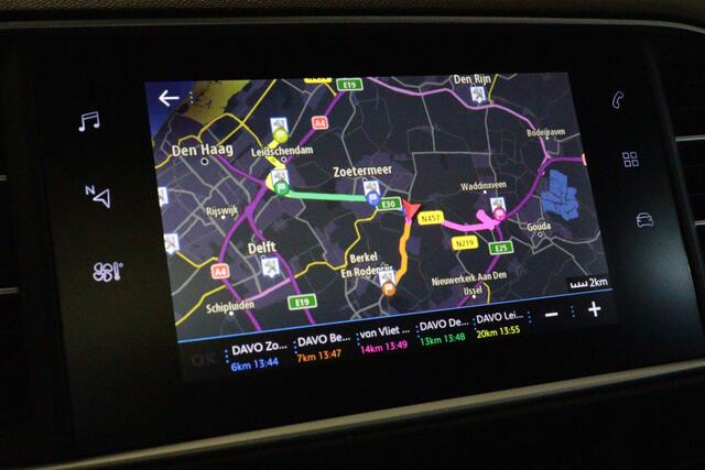 Peugeot 308 SW 1.2 PureTech GT-line | NAVI | CAMERA + PDC | PANO | LANE-ASSIST/WARNING | TREKHAAK |