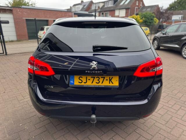 Peugeot 308 SW BLUE LEASE EXECUTIVE 1.2 PURETECH 110 / PANO / CARPLAY / TREKHAAK