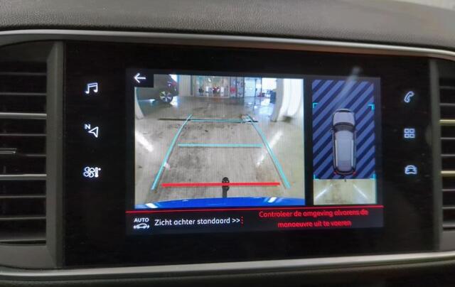 Peugeot 308 SW 1.2 131PK GT Automaat / Distributie vv.bij 102.000KM / Trekhaak / Panoramadak / 1/2 Leder / Pdc+Camera / Navi./ Xenon /