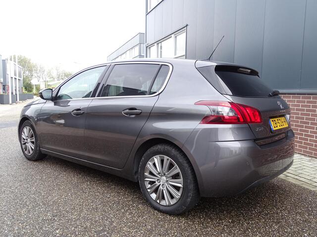 Peugeot 308 1.2 PureTech Allure AUTOMAAT| MULTIMEDIA| NAVIGATIE| AIRCO/ECC|CRUISECONTROL| PARKEERSENSOREN