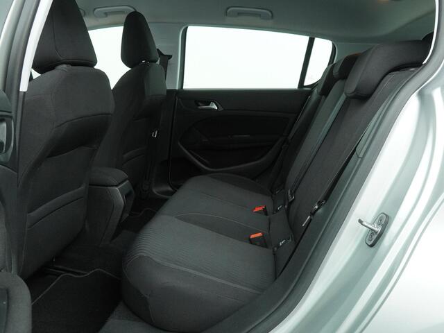 Peugeot 308 1.2 PureTech Active - Navigatie - Climate Control - Trekhaak