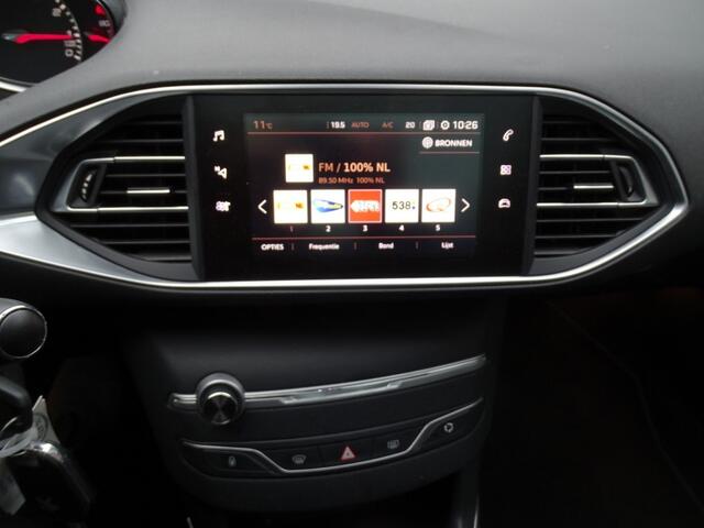 Peugeot 308 1.2 PT BLUE L. PR 130 Pk-Leer-Clima-Navi-Blth-Media-Trkh