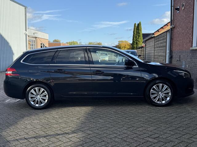 Peugeot 308 SW 1.2 PureTech Blue Lease Premium | TREKHAAK | LEER | CAMERA | NAVI | PANO |