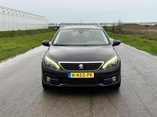 Peugeot 308 SW 1.2 PureTech Blue Lease Executive Distributieriem is vervangen!