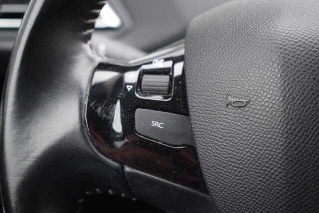 Peugeot 308 SW 1.2 PureTech Blue Lease//Navi//Trekhaak!!