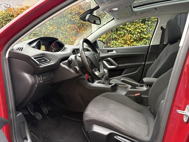 Peugeot 308 SW 1.2 PureTech Blue Lion / NAVI / CRUISE / PANORAMADAK / 122dkm! NAP!