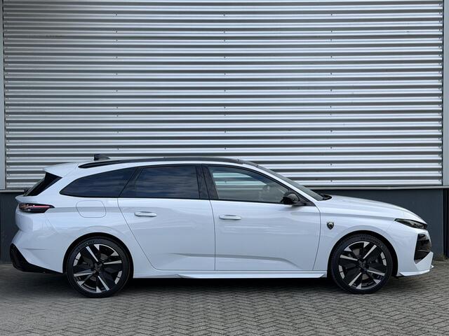 Peugeot 308 SW 1.6 Plug-in Hybrid 195 GT | FOCAL | NAVIGATIE | PANODAK | 18 INCH LM VELGEN | 360 CAMERA |