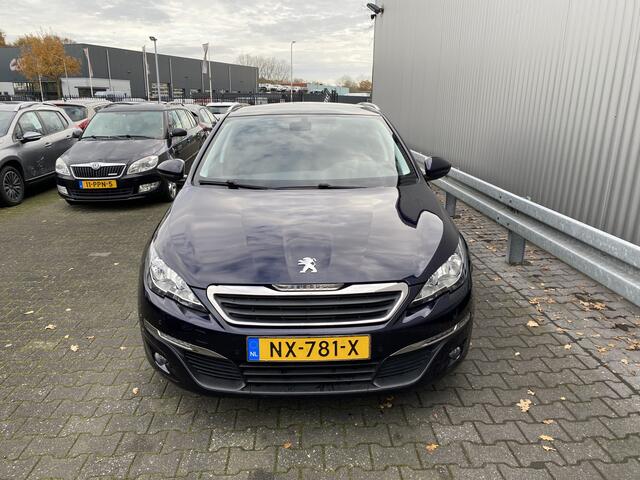Peugeot 308 SW 1.2 PureTech Blue Lease Executive Clima, Pano, Navi, CC, PDC, LM, Trekh, nw. APK - Inruil Mogelijk -