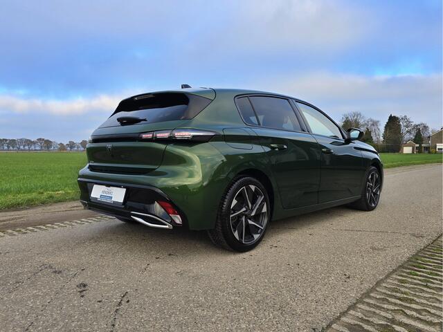 Peugeot 308 1.2 PureTech Allure - 130 Pk - Euro 6 - ParkeerCamera - Navi - ACC - Climate Control