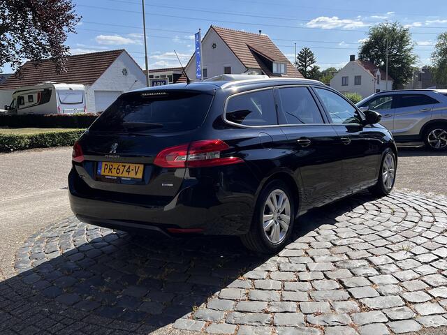 Peugeot 308 SW 1.2 PureTech Blue Lion | 16" LMV | PanoDak | PDC V+A | Navi | All-in rijklaarprijs