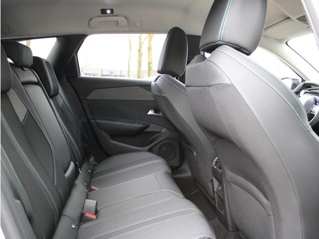 Peugeot 308 SW 1.6 Plug-in Hybrid 180 Allure Avantage | Navi / Camera / Climate