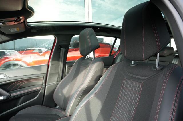 Peugeot 308 1.2 PURETECH GT-LINE- ALL IN PRIJS-Trekhaak PANO- NAVI- CAMERA