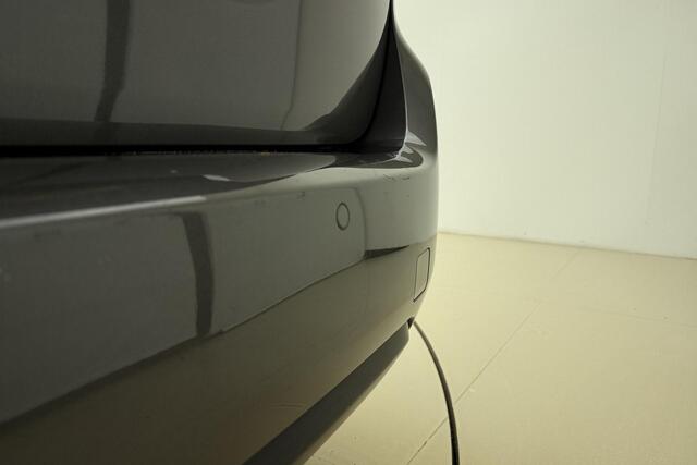 Peugeot 308 SW 1.2 PureTech Blue Lease Premium 130pk | Navigatie | Panoramadak | Climate Control | Camera | Cruise Control | Parkeersensoren | Apple Carplay - Android Auto