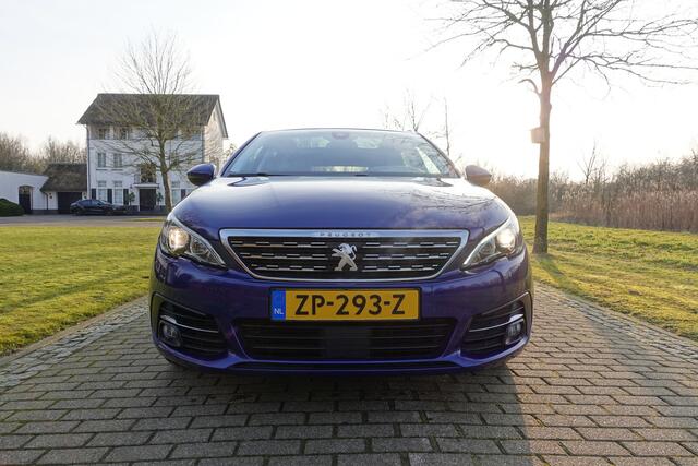 Peugeot 308 SW 1.2 PureTech Allure | Camera | CarPlay | Trekhaak | Automaat | Panodak |