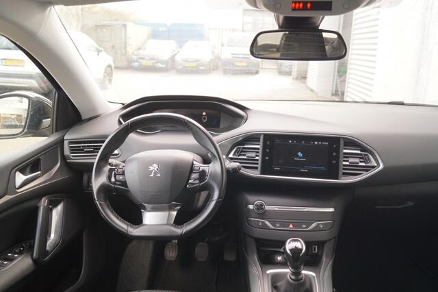 Peugeot 308 SW 1.2 PureTech 110pk Allure Pack -NAVI-DIGI-CAM-