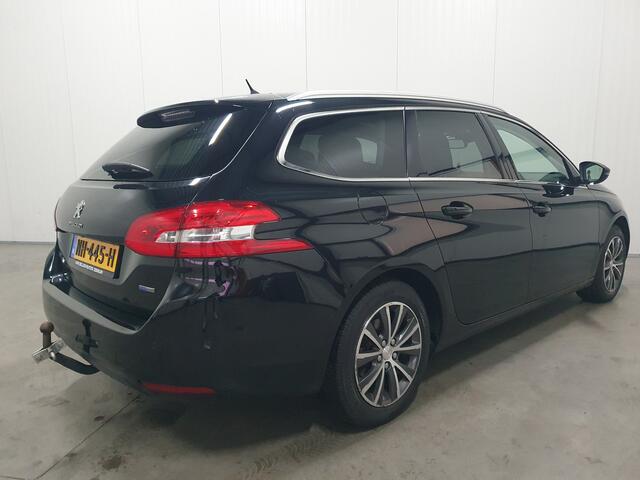 Peugeot 308 SW 1.2 PureTech Blue Lease Premium PANO/NAVI/CRUISE/CAMERA/TRHAAK