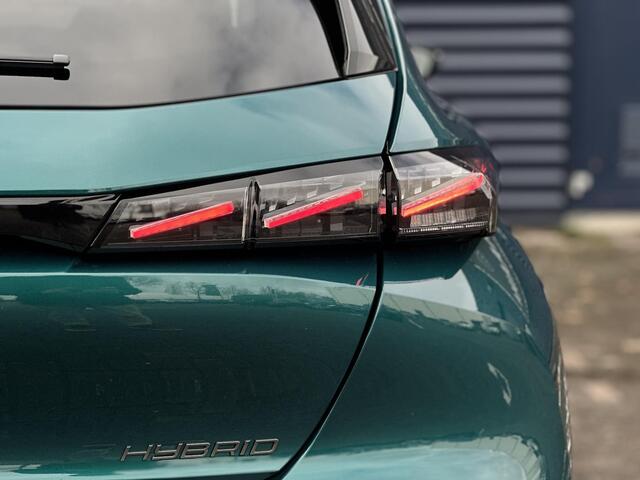 Peugeot 308 1.2 Hybrid 145 e-DCS6 Allure | Adaptive Cruise Control | Stoelverwarming | Climate Control | Parkeercamera/-sensoren | Navigatie | Apple Carplay/Android Auto | Full LED | Draadloze telefoonlader |