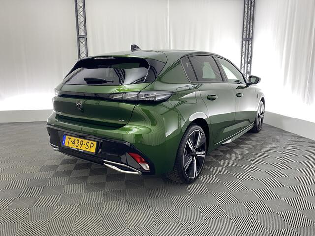 Peugeot 308 1.2 PureTech GT | Apple carplay | Rondom camera | 18 inch | Verwarmd stuur, stoel, voorruit | LED