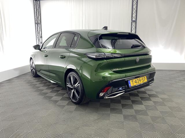 Peugeot 308 1.2 PureTech GT | Apple carplay | Rondom camera | 18 inch | Verwarmd stuur, stoel, voorruit | LED