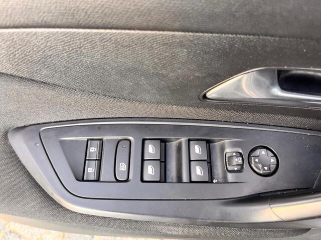 Peugeot 308 1.2 PureTech Active Pack Business