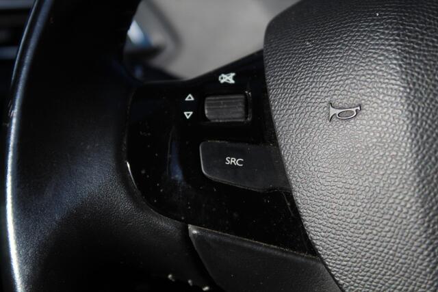 Peugeot 308 1.2 PureTech Blue Lease Premium//Pano//Camera//Trekhaak!!