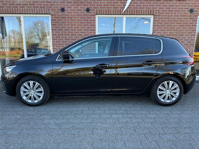 Peugeot 308 1.2 PureT.Blue L. Pr 131 PK PANO / AFN.TREKHAAK / CAMERA / LED /