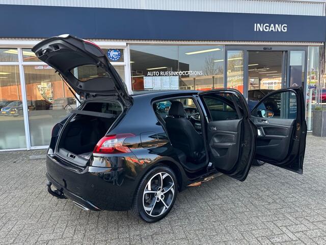 Peugeot 308 1.2 PURETECH ALLURE