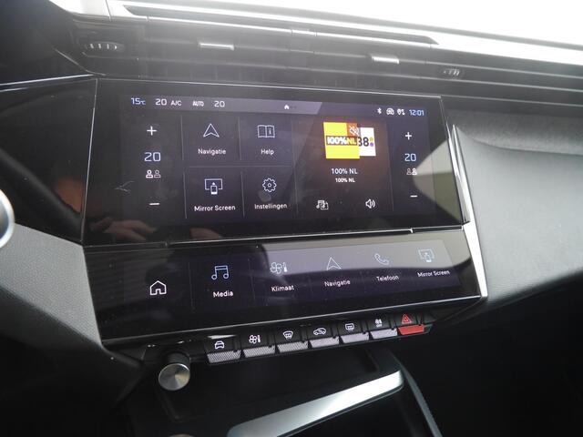 Peugeot 308 1.2 PureTech Allure Pack Business | Parkeersensoren v+a | Achteruitrijcamera | Keyless entry en start | 17 inch Lichtmetalen velgen | Apple Carplay/Android Auto | Led verlichting