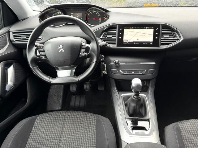 Peugeot 308 SW 110 Pk Benzine Style Uitvoering * Navigatie * Climate & Cruise Control * Appe Carply / Android Auto * L.M. Velgen * Vingerhoets; Vierde Generatie Eersteklas Service. Al meer dan 100 jaar een begrip in de Brabantse Kempen,