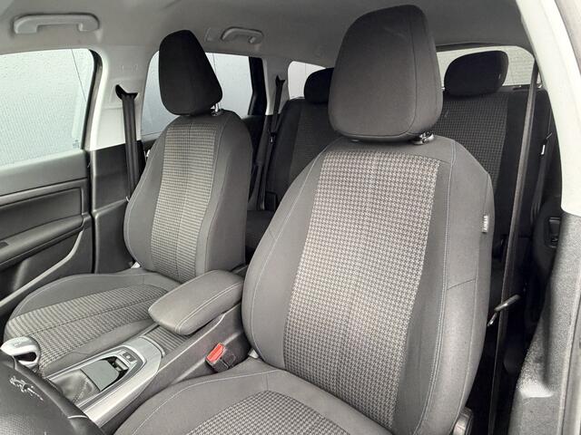 Peugeot 308 SW 110 Pk Benzine Style Uitvoering * Navigatie * Climate & Cruise Control * Appe Carply / Android Auto * L.M. Velgen * Vingerhoets; Vierde Generatie Eersteklas Service. Al meer dan 100 jaar een begrip in de Brabantse Kempen,