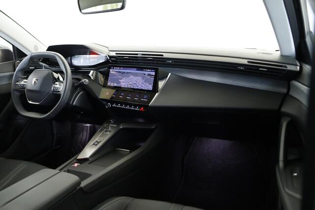 Peugeot 308 1.2 PureTech Allure / LED / Navi / CarPlay / ACC / CAM / AUT