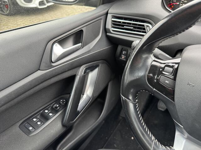 Peugeot 308 SW 1.2 PT 110pk Executive, Navi | Trekhaak