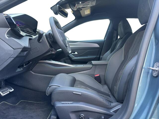 Peugeot 308 SW GT 1.2 Hybrid 145pk e-DCS6 | 8 JAAR GARANTIE! | i-TOGGLES® | AGR-STOEL | 360° CAMERA | NAVI | STUUR + STOELVERW. | DRAADLOOS APPLE CARPLAY / ANDROID AUTO | ISOFIX |