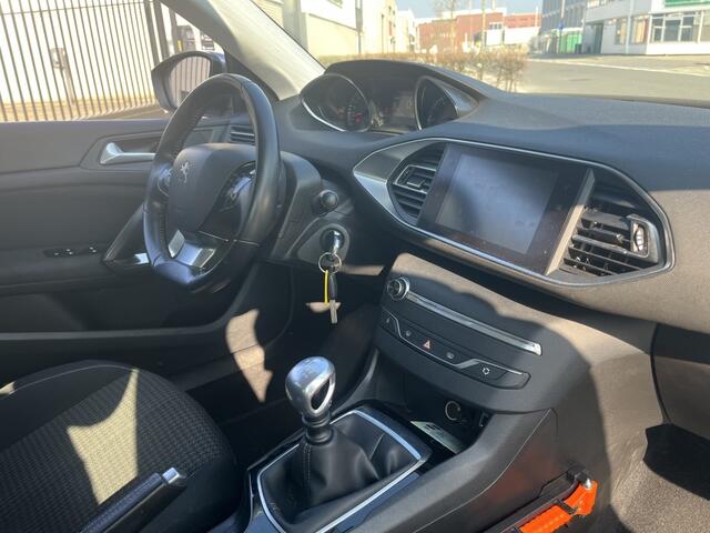 Peugeot 308 1.5 BlueHDi Clima Navi Bluetooth 6 Bak Euro6