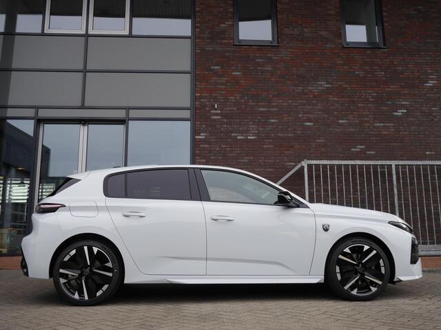 Peugeot 308 1.2 Hybrid 145 e-DCS6 GT | AGR stoelen | Stoel en stuurverwarming | Camera rondom | Adaptieve cruise control | Panoramadak | Afneembare trekhaak | Full led | 18 inch lichtmetalen velgen