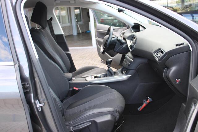 Peugeot 308 SW 1.2 PureTech Allure Pack Trekhaak/Camera/Adaptive Cruise