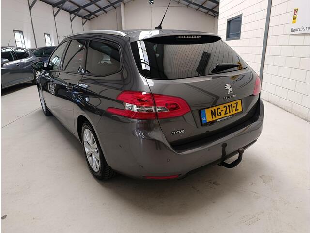 Peugeot 308 SW 1.2 PureTech Style AIRCO | AUDIO | LMV | CV OP AFSTAND | NAVI | CRUISE CONTROL | PDC | PANORAMA DAK