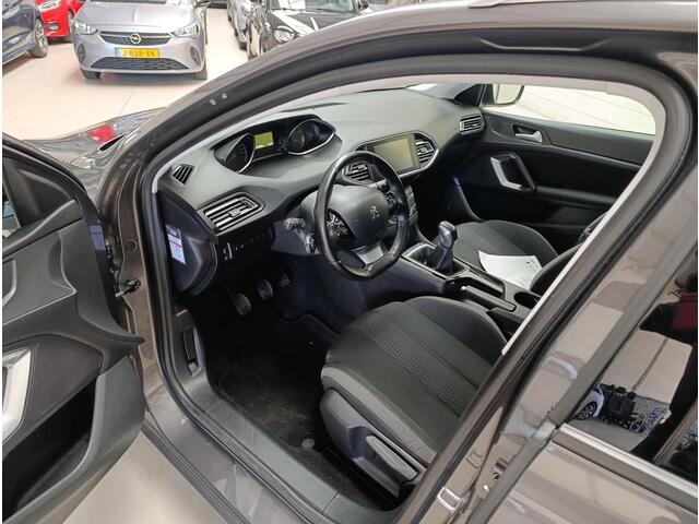 Peugeot 308 SW 1.2 PureTech Style AIRCO | AUDIO | LMV | CV OP AFSTAND | NAVI | CRUISE CONTROL | PDC | PANORAMA DAK