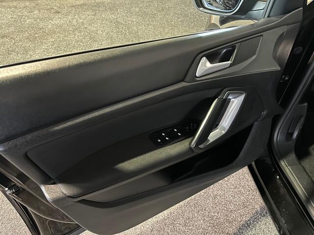 Peugeot 308 1.2 PURET.BLUE L. EX l NAP l CARPLAY l CRUISE l LMV l CLIMA l