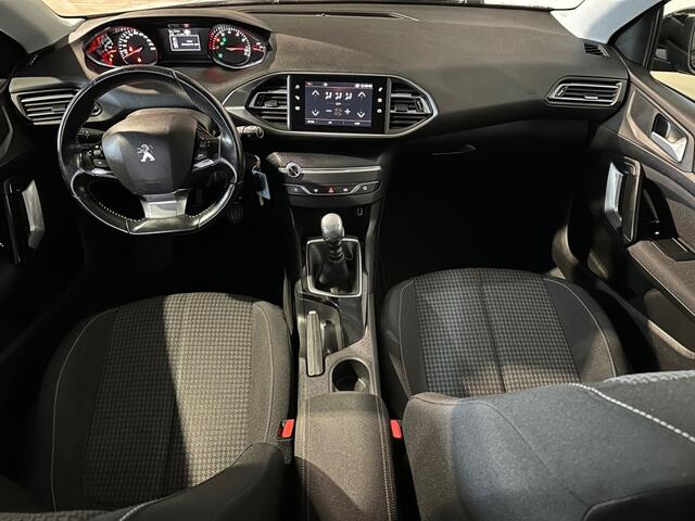 Peugeot 308 1.2 PURET.BLUE L. EX l NAP l CARPLAY l CRUISE l LMV l CLIMA l