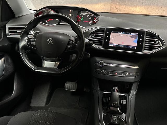 Peugeot 308 SW 1.2 PureTech Allure Automaat (APPLE CARPLAY, GROOT NAVI, PARKEERSENSOREN, STOELVERWARMING, SPORTSTOELEN, GETINT GLAS, CRUISE, NIEUWSTAAT)