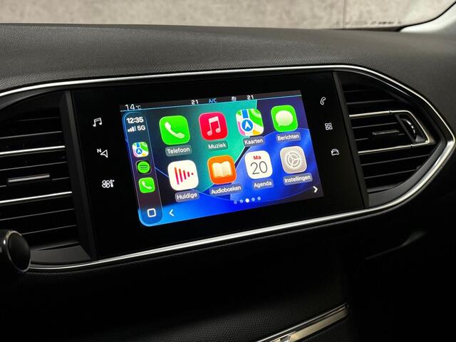 Peugeot 308 SW 1.2 PureTech Allure Automaat (APPLE CARPLAY, GROOT NAVI, PARKEERSENSOREN, STOELVERWARMING, SPORTSTOELEN, GETINT GLAS, CRUISE, NIEUWSTAAT)