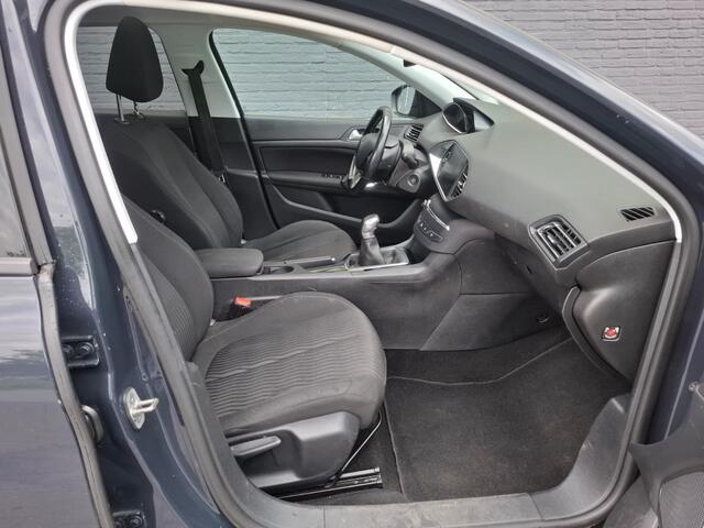 Peugeot 308 SW 1.2T 111PK Navi Ecc ** Ex Bpm Export ** Panoramadak Cruise Control Pdc Bluetooth Blue Executive Lmv Trekhaak Privacy Glas Origineel Nederlandse Auto