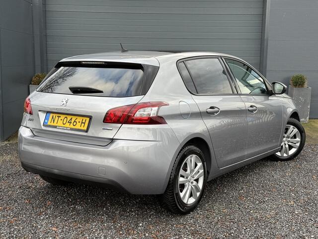 Peugeot 308 1.2 PureTech Blue Lease Executive Pano,Navi,110pk,Dealer Onderhouden,Clima,Cruise,Pdc V+A,D-riem vv in 11-2024,N.A.P,Lm velgen,Apk tot 12-2026
