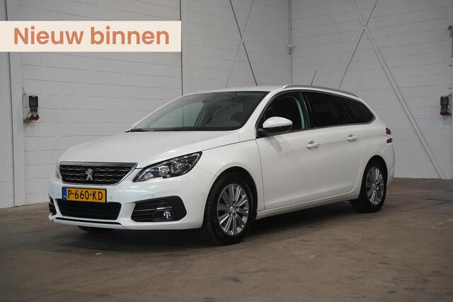 Peugeot 308 SW 1.2 PureTech Allure | Stoelverwarming | Navi | Parkeersensoren | All-season
