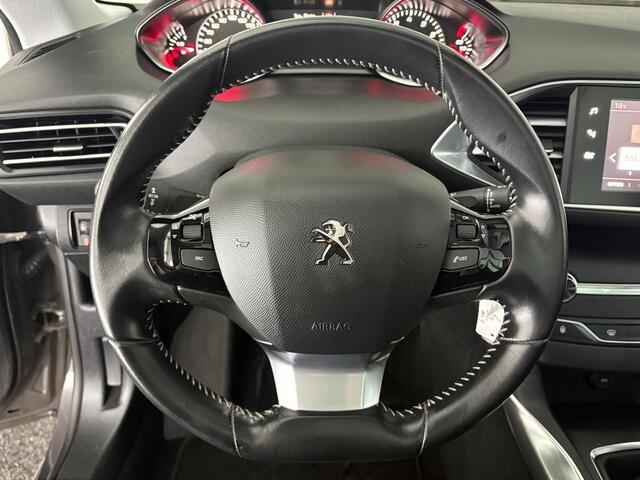 Peugeot 308 1.2 PureTech Allure | PANO-DAK | AFN. TREKHAAK |