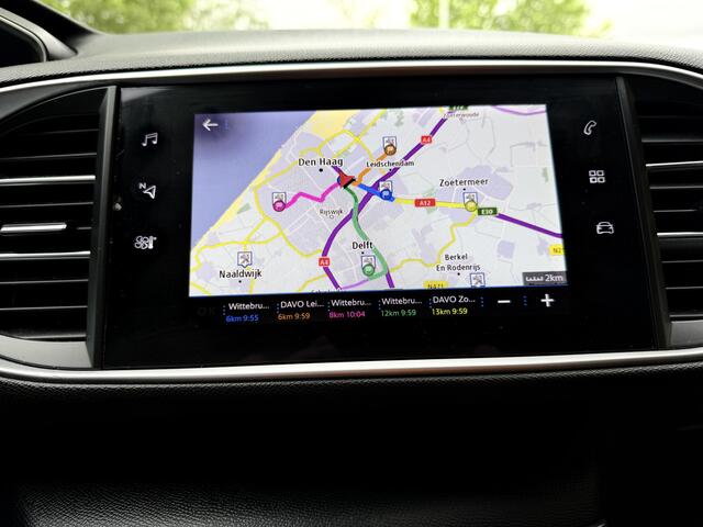 Peugeot 308 1.2 PureTech GT Automaat * 50.711 Km * Navi * Digitaal Dashboard * Climatronic *