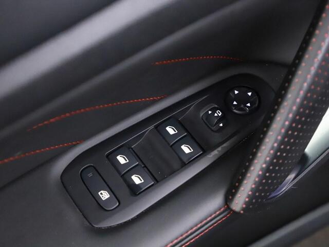 Peugeot 308 1.6 Turbo GT 205pk Pano/Led/H.Leder/Nav/Camera/ Carplay/Blindspot/Led