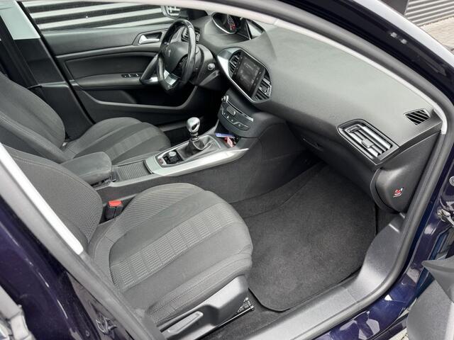 Peugeot 308 1.2 PureTech Allure| PANO| CLIMA| CAMERA| LM| CRUISE